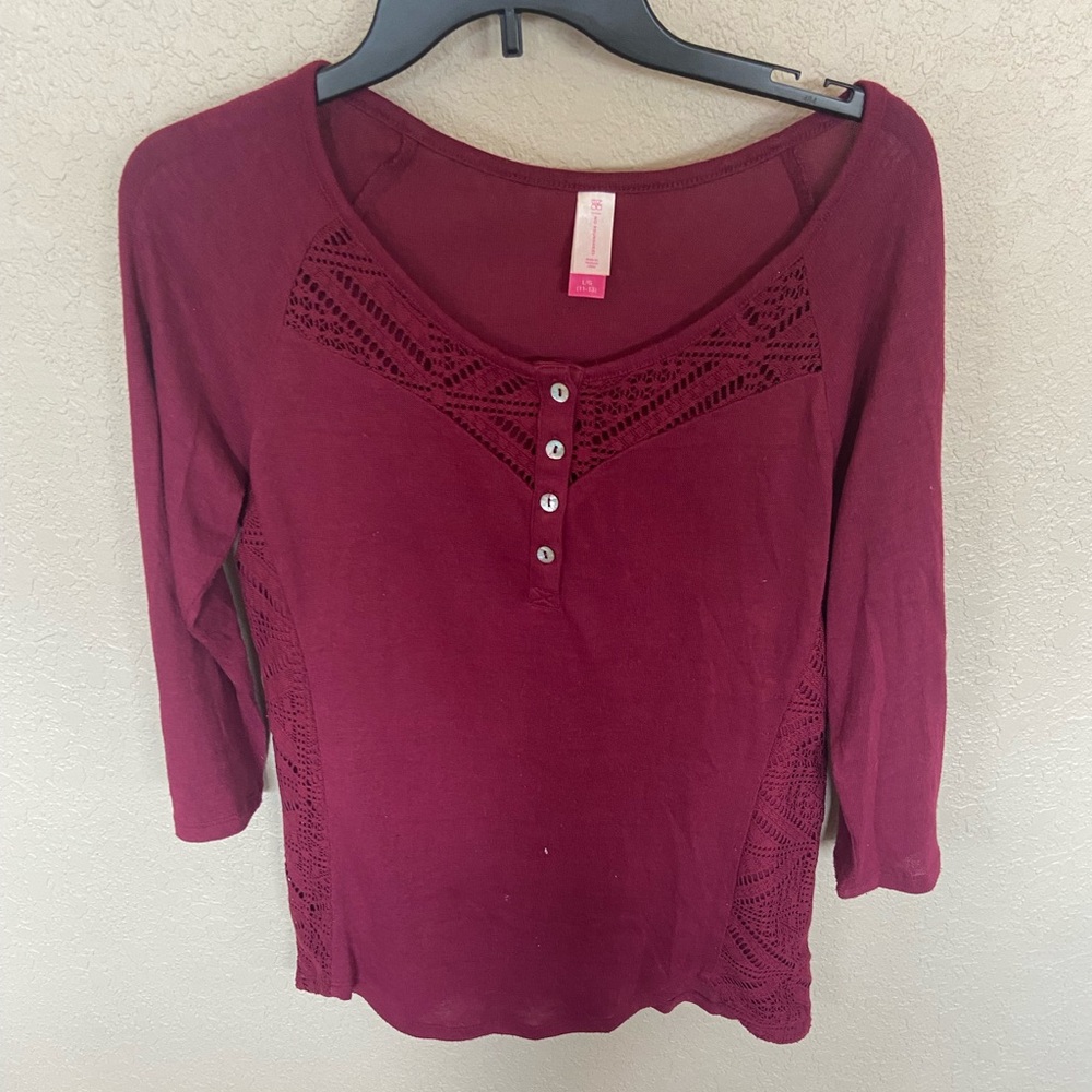 Midlength Sleeves Tee